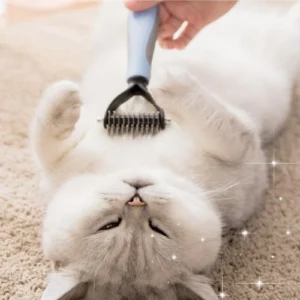 Alternative view of Dematting Comb For Cats and Dogs